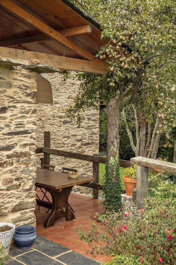 Hostal Lugar del Rio Couzadoiro Exterior foto