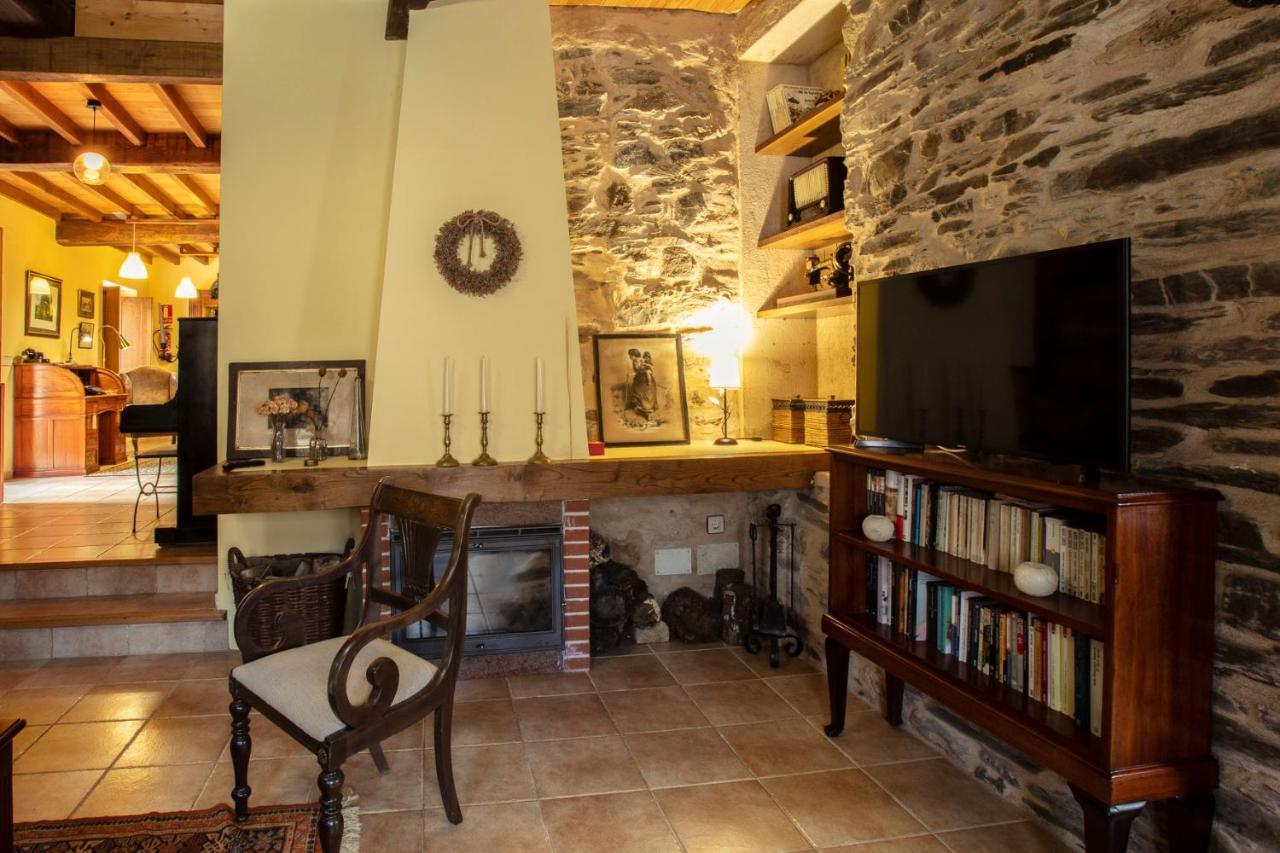 Hostal Lugar del Rio Couzadoiro Exterior foto